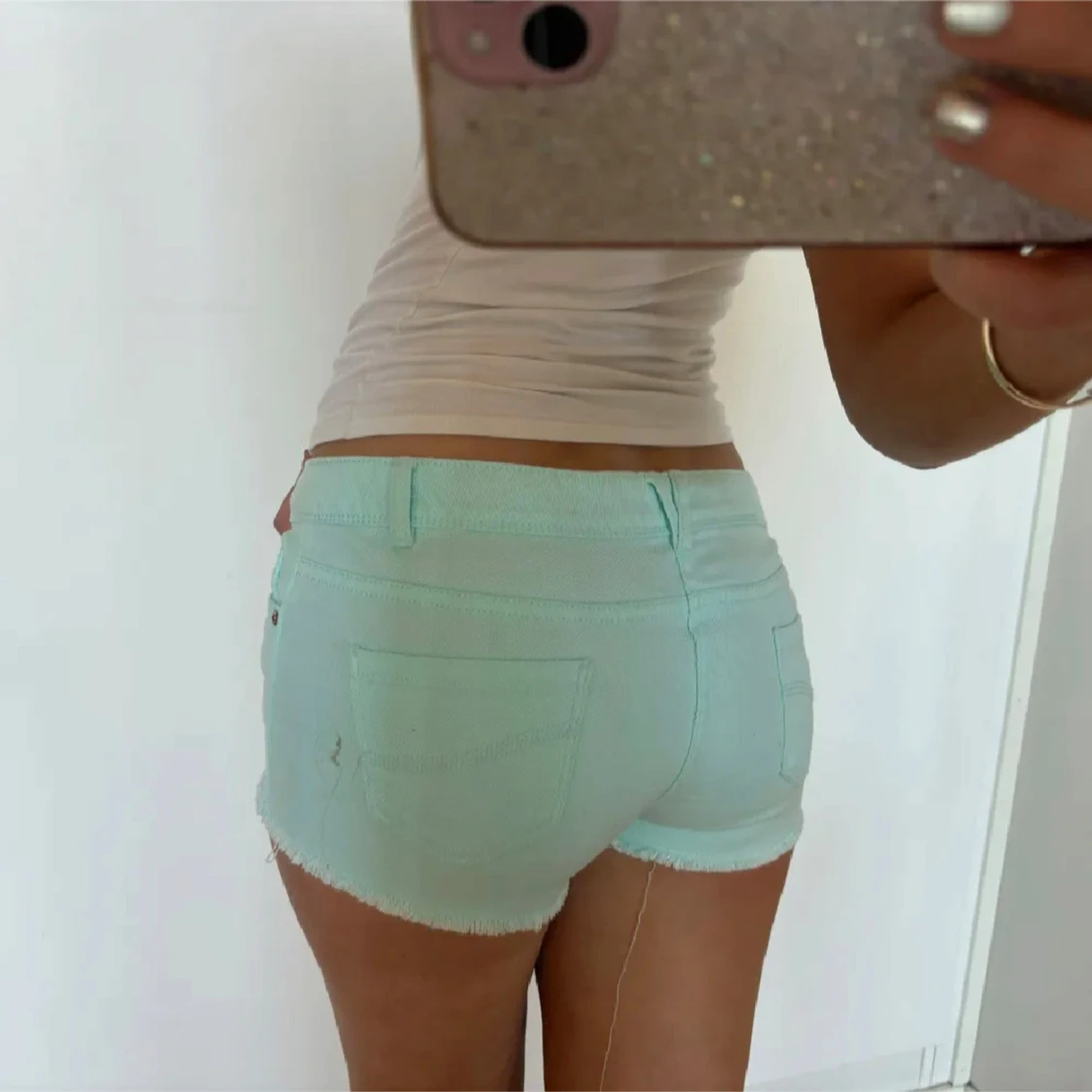 Turkosa jättesnygga shorts - 1