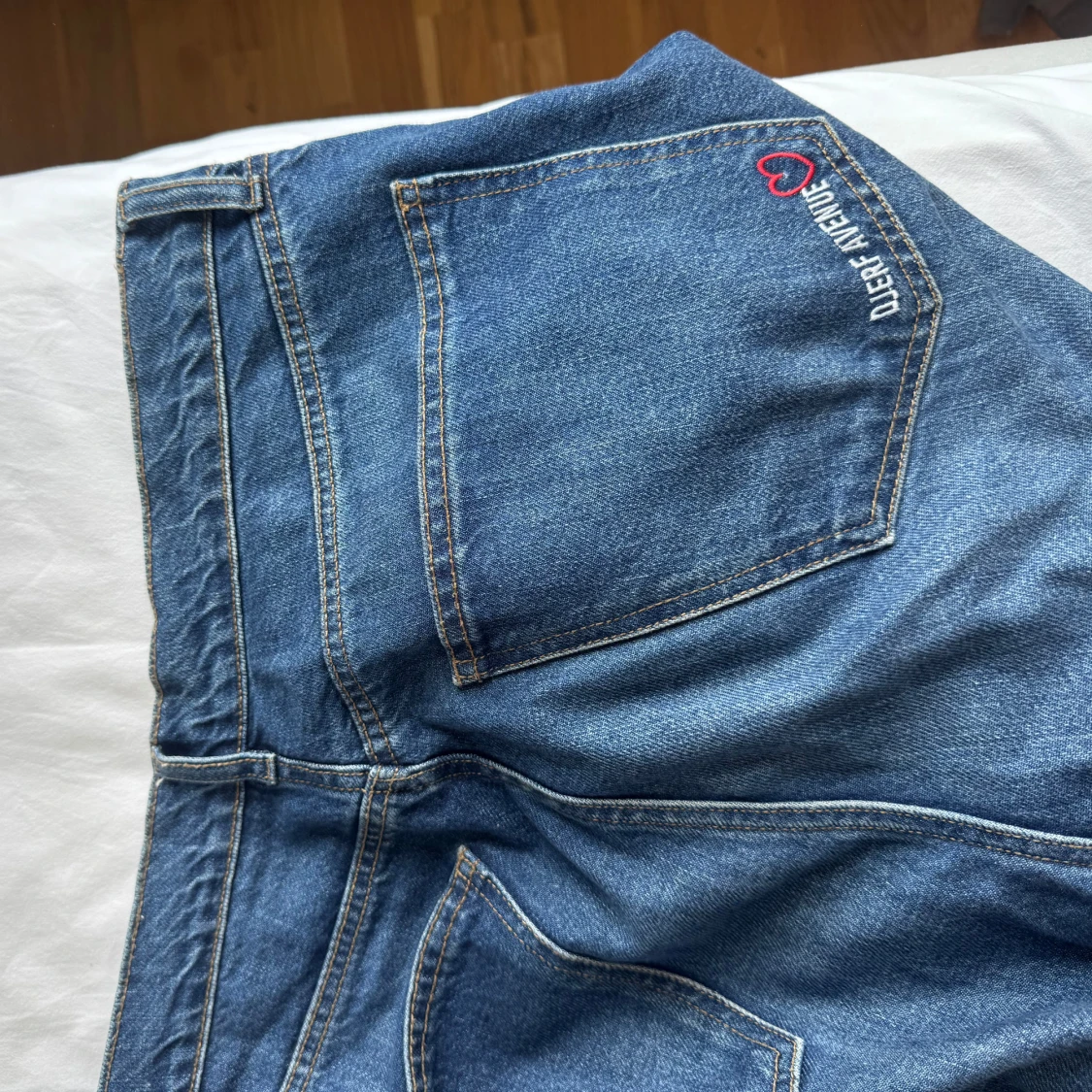 Blå raka jeans från Djerf Avenue - 3