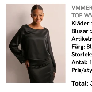 Svart satintopp med spets från Vero Moda - Snygg svart satintopp från Vero Moda med vida långärmar och spetsdetaljer vid ärmsluten. Använd 1 gång