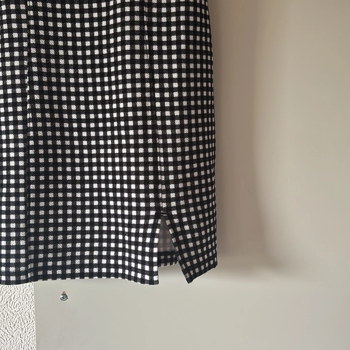 Svartvit rutig kort klänning - 1