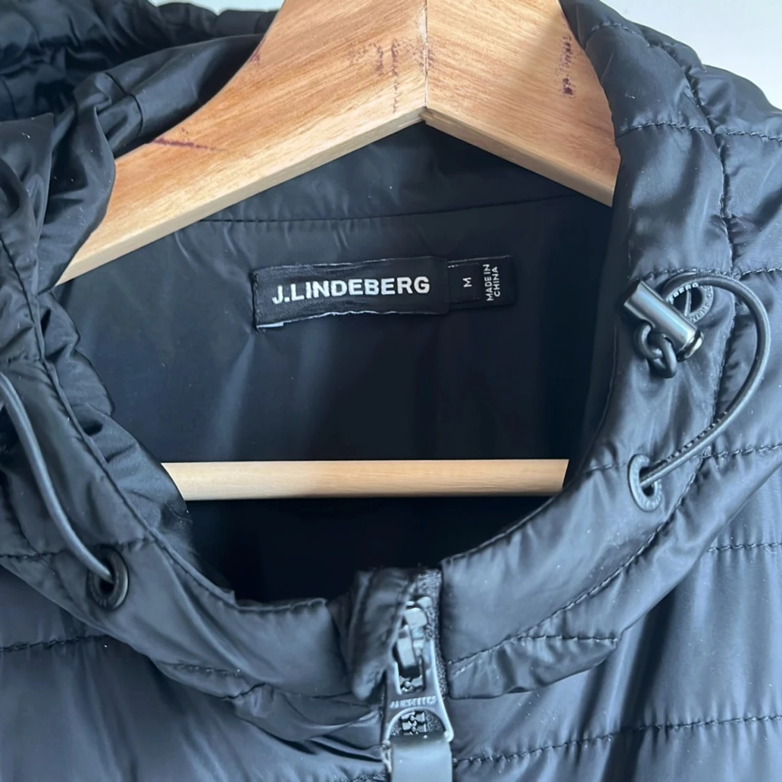 J Lindeberg Cardigan - 90