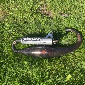 Yasuni rör Yamaha slider - Yamaha slider rör yasuni R alltså grymt trimrör leverar bra effekt!