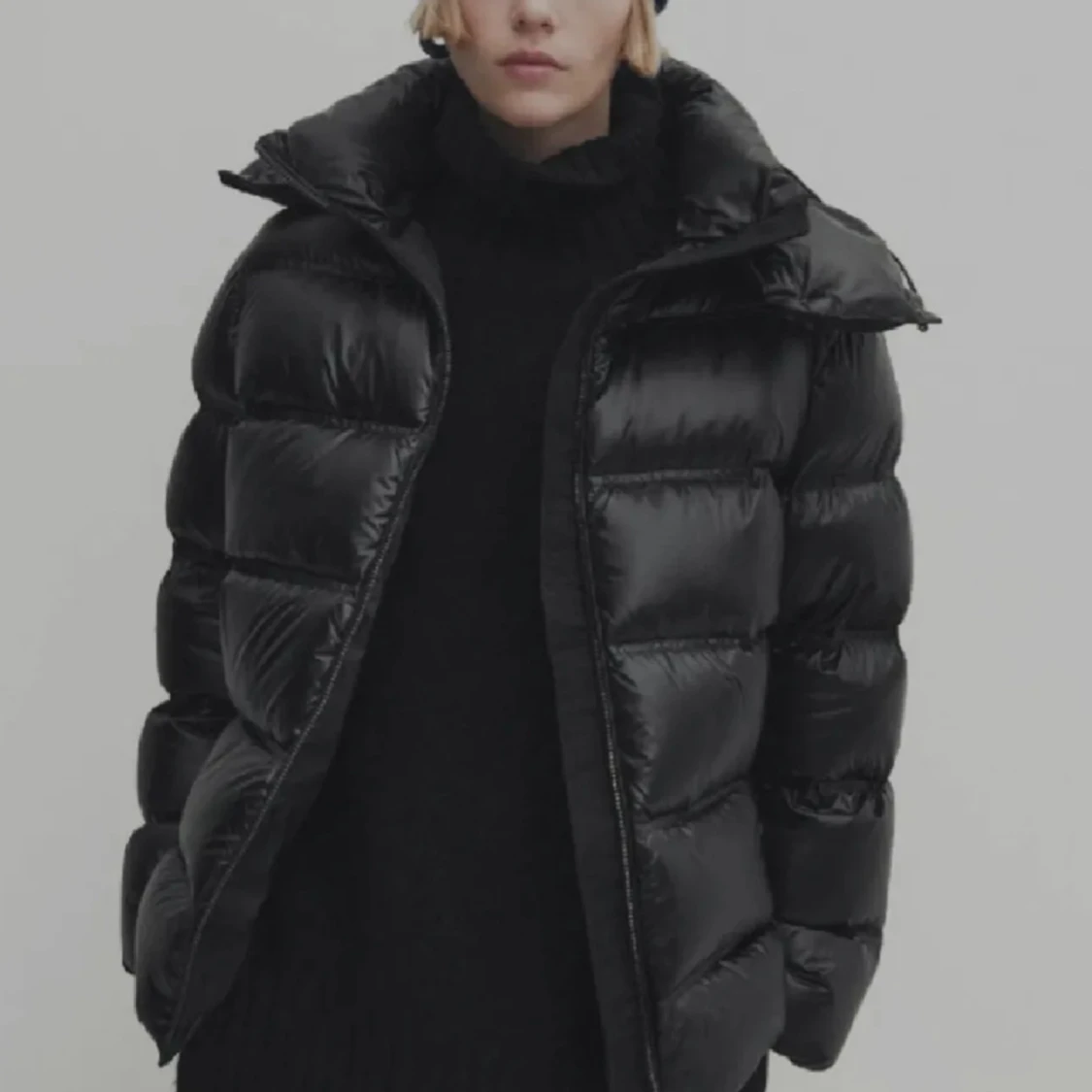 Svart pufferjacka från Massimo Dutti