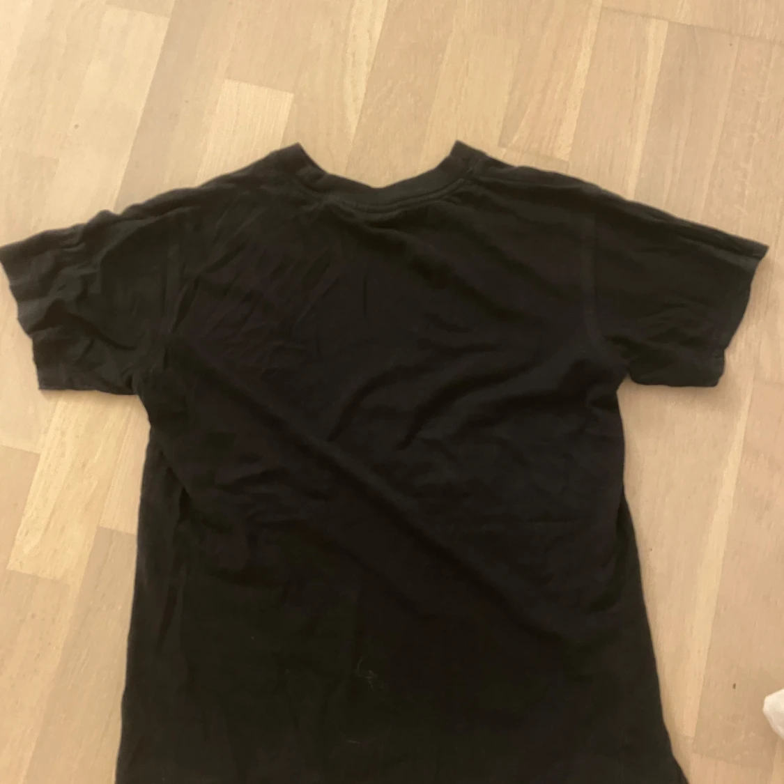 Svart t-shirt från Deeone Sportswear