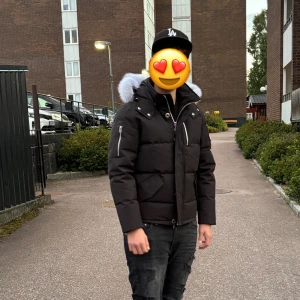 Moose Knuckles jacka - Moose Knuckles jacka helt ny aldrig använt 