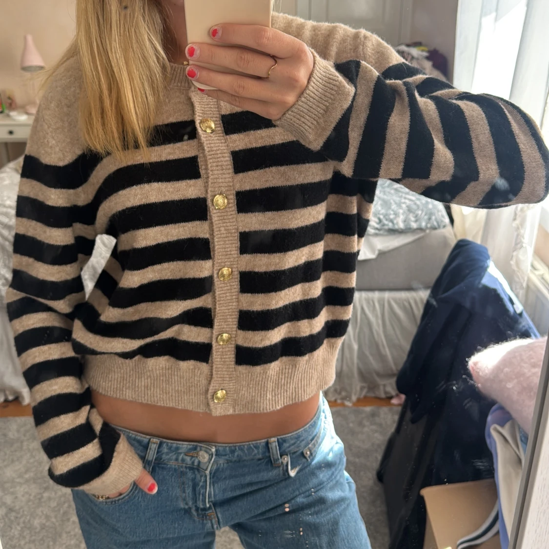 Randig beige kofta från Holly & Whyte - 3