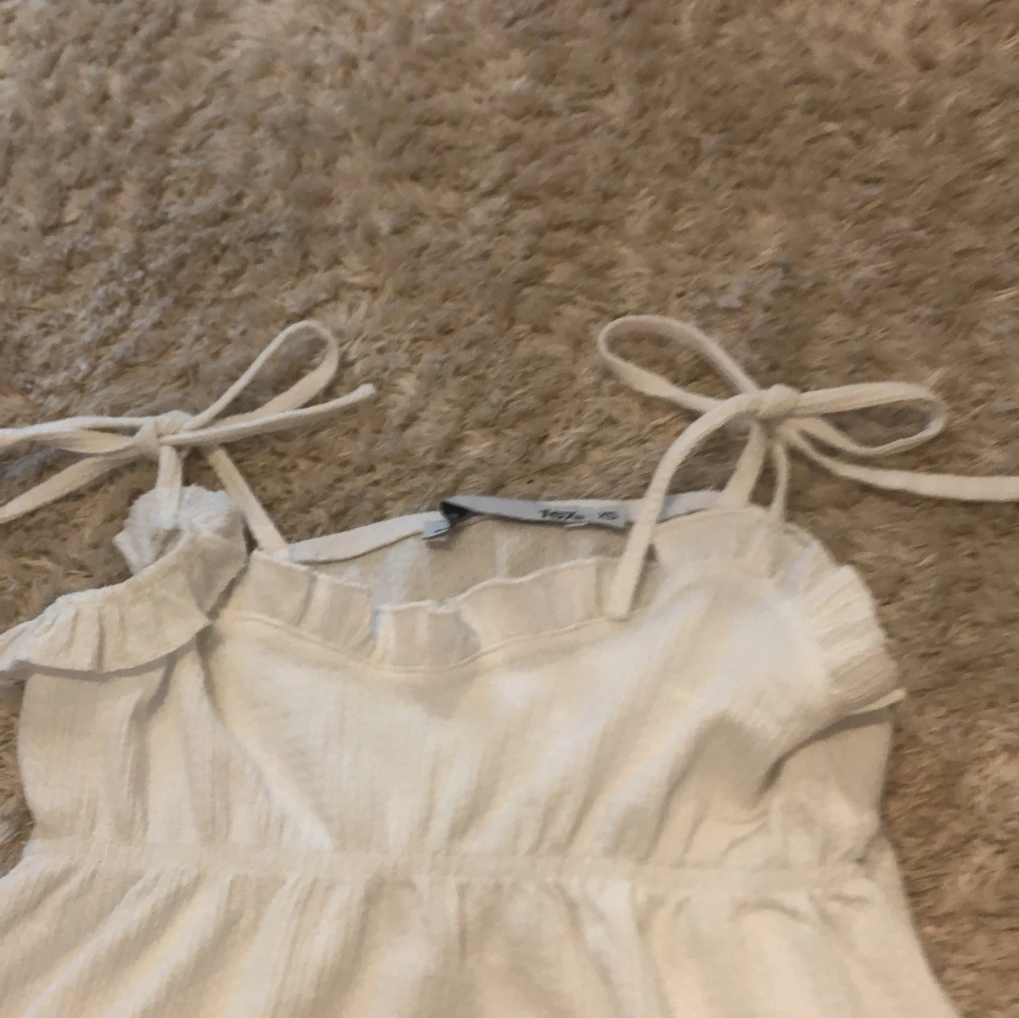 Vit linnetopp med knytband XS - 2