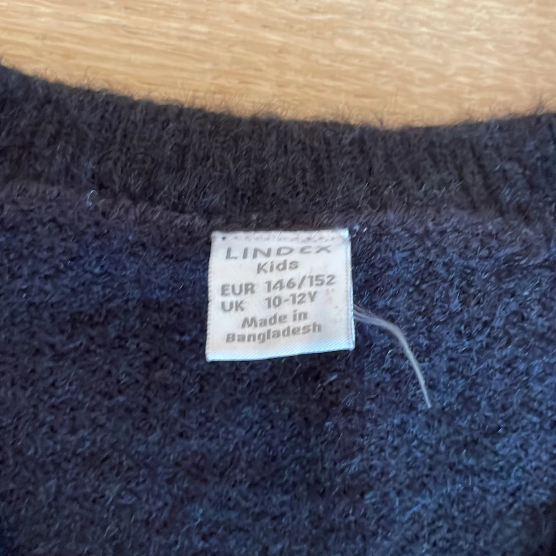 Svart fluffig kofta från Lindex 146/152 - 3