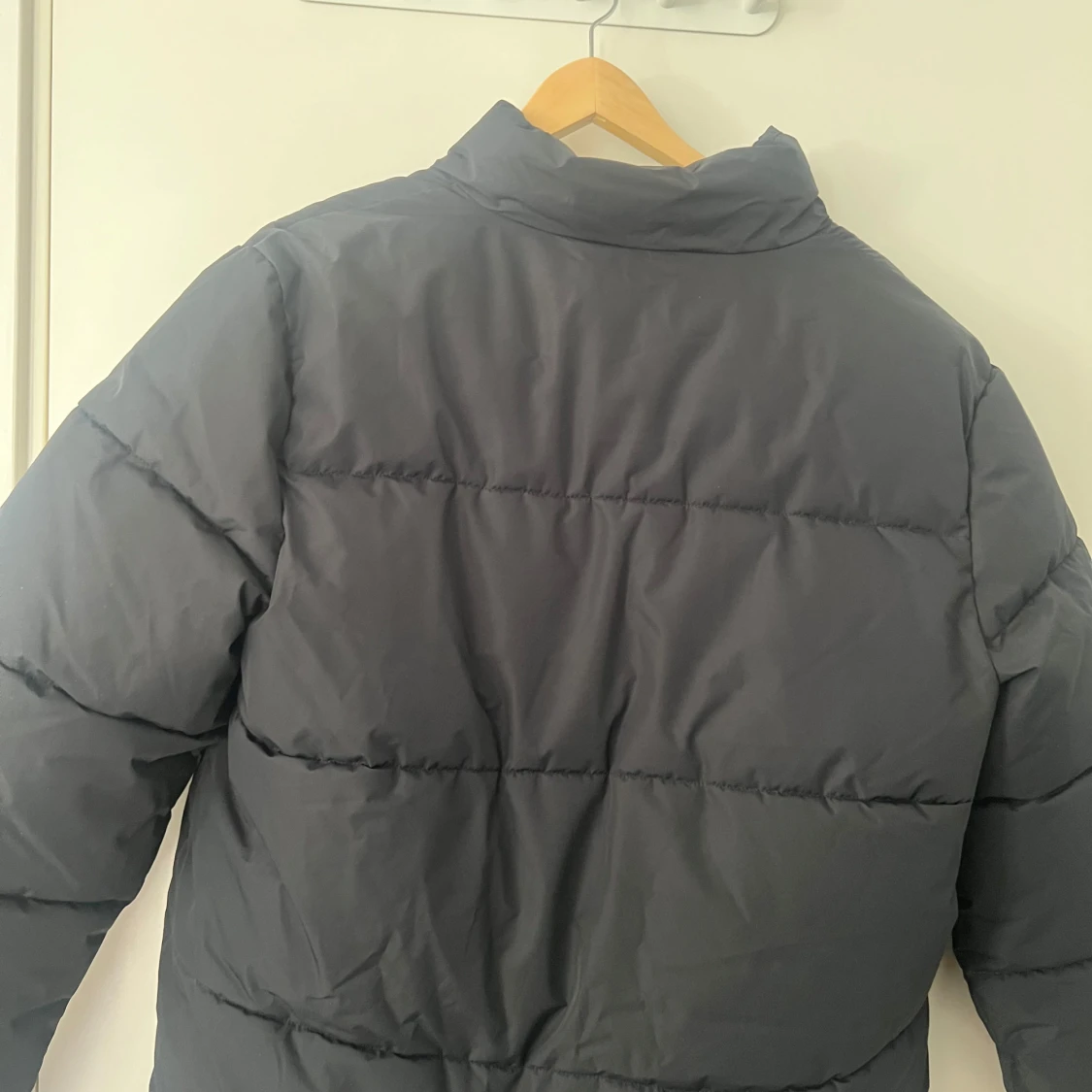 Svart pufferjacka från lager 157 - 1