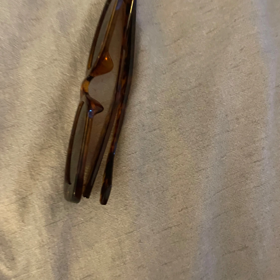 Rektangulära solglasögon i leopardmönster - 1