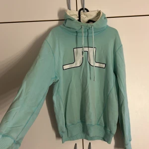 Hoodie - Hoodie från J Lindeberg, defekter finns