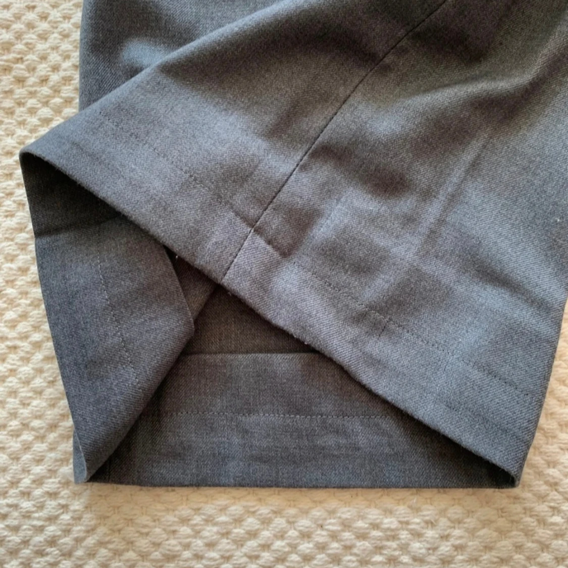 Grå kostymbyxor med bootcut från Twist - 4