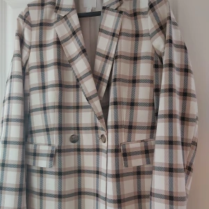 Rutig kavaj - Från HM 