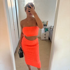 Set - Det kjol och topp