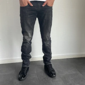 Replay ANBASS Jeans 34/32 - Replay ANBASS Jeans| storlek: W34 L32| Pris: 499kr| skick:9,8/10| hör av dig vid minsta lilla fundering eller fråga|