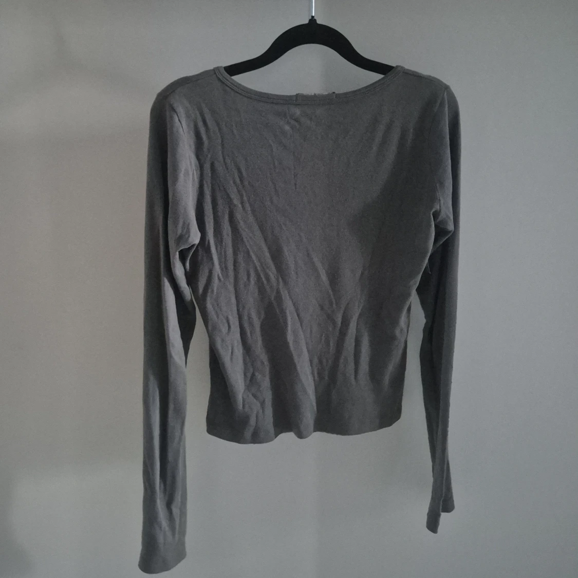 Grå långärmad topp Brandy Melville - 2