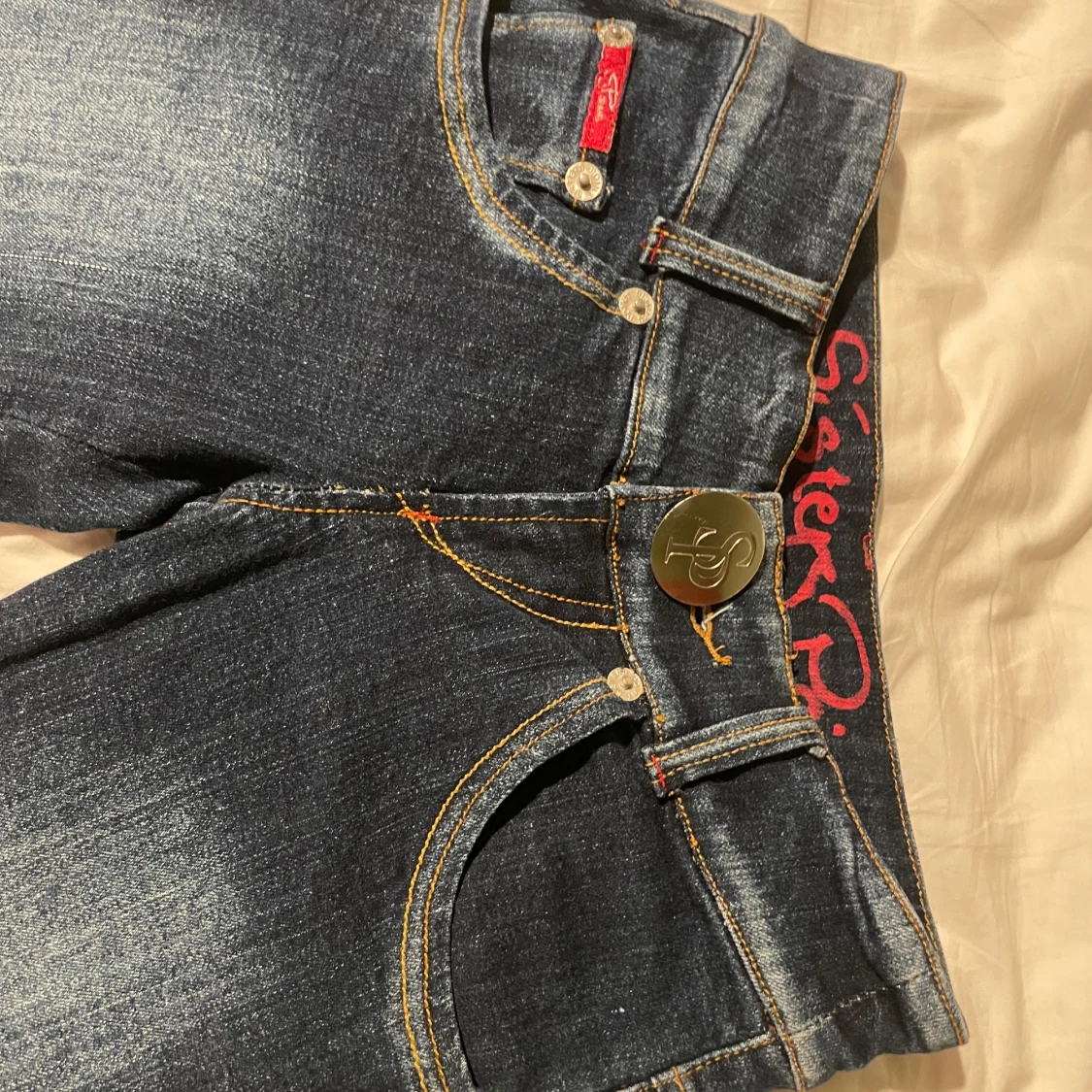 Mörkblå vida  jeans från Sister Point - 1