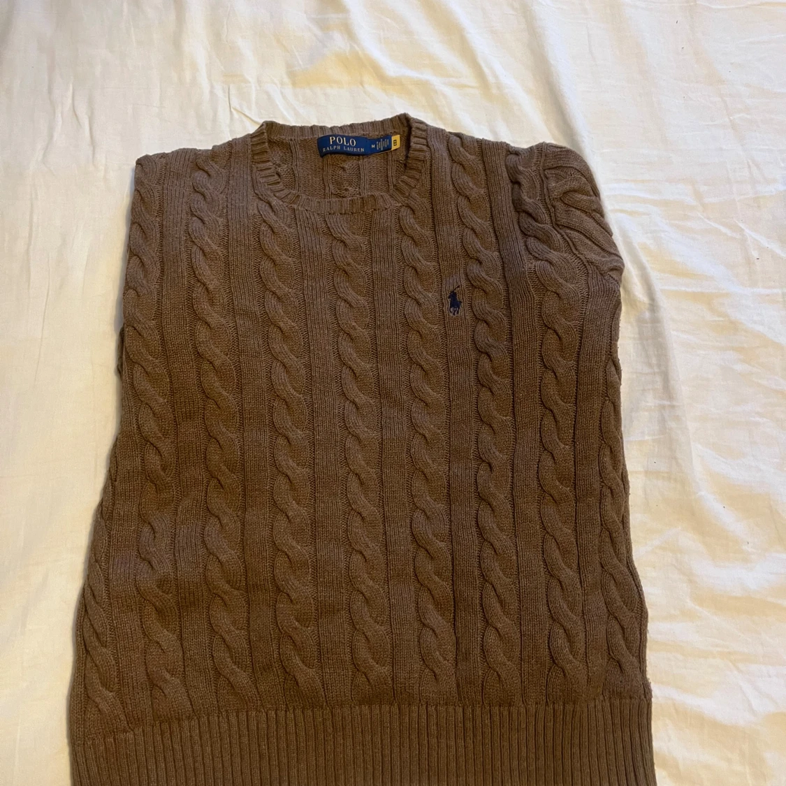 Brun kabelstickad tröja från Polo Ralph Lauren