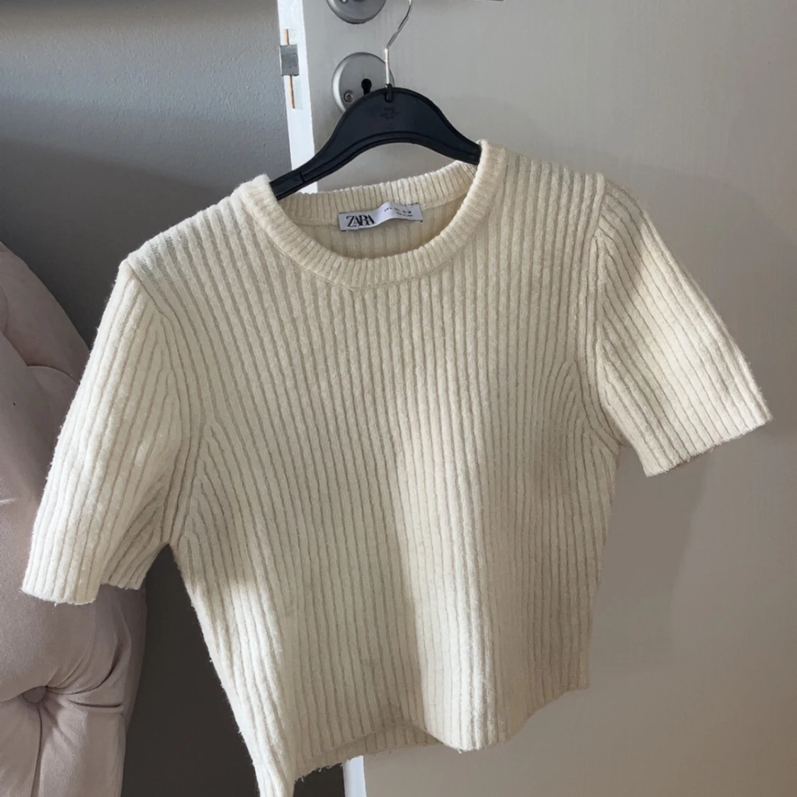 Beige stickad tröja - 2