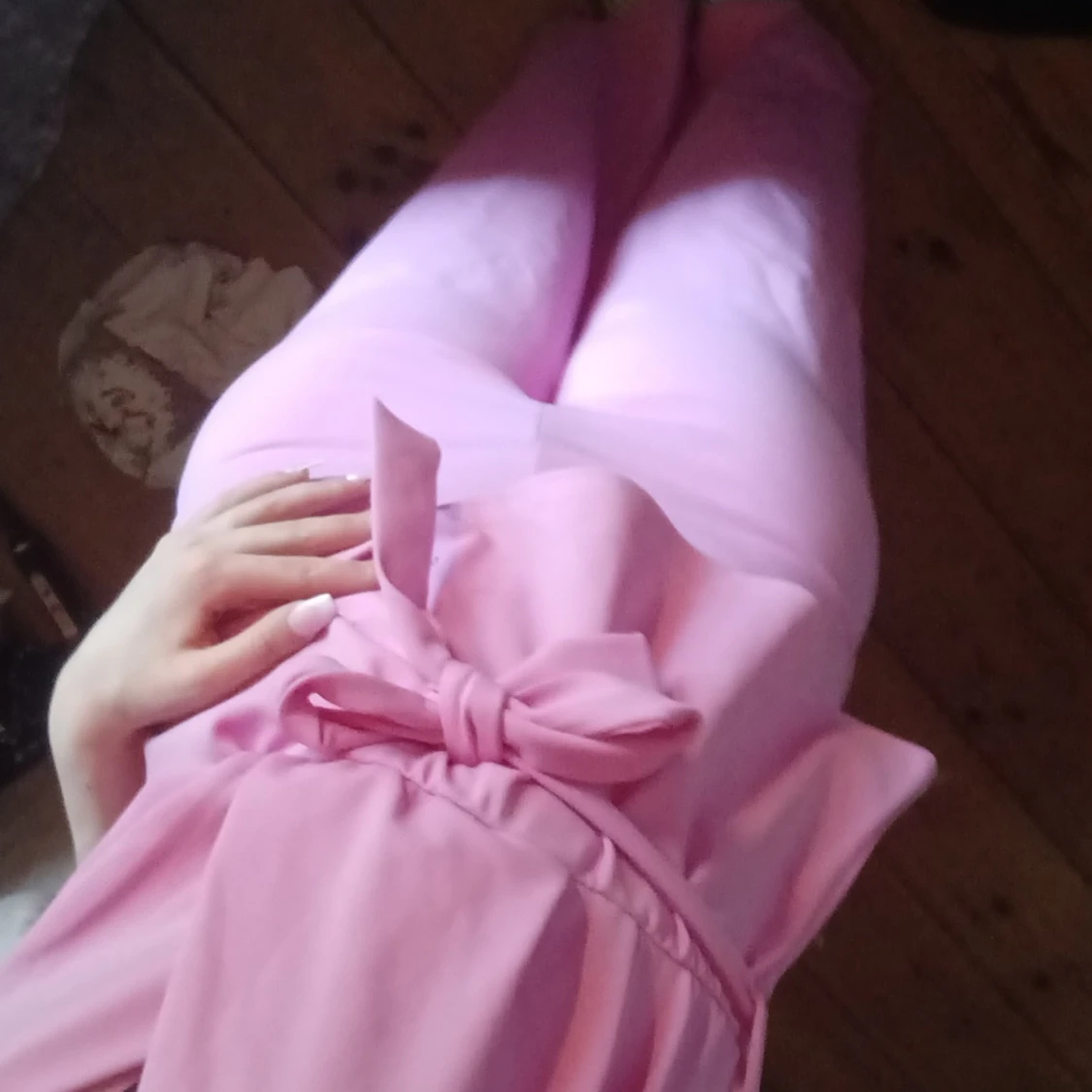 Rosa byxor och "blus"  med knytband i midjan - 3