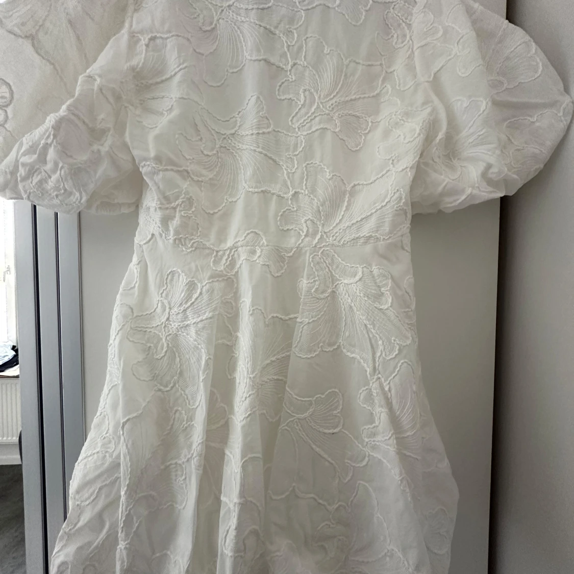 Vit kortklänning/Studentklänning från Zara - 1