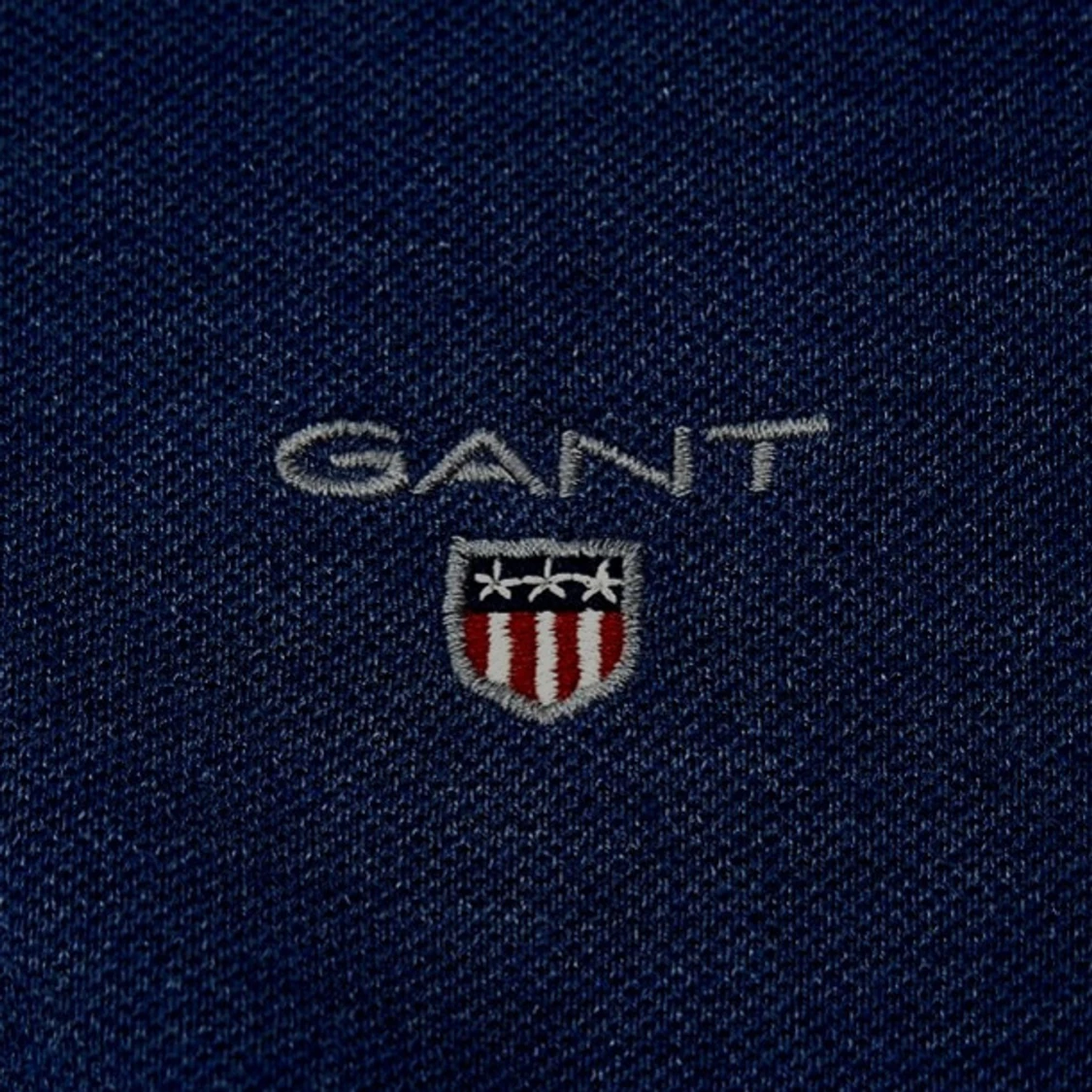 Mörkblå hoodie från GANT