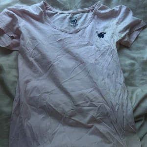 Ljusrosa t-shirt från U.S. Polo Assn. - Jätte fin ljus rosa färg 💕💕