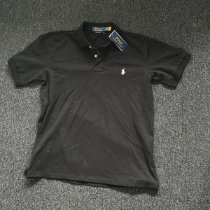 Polo Ralph Loren Pike - Säljer denna för att den var för stor för mig