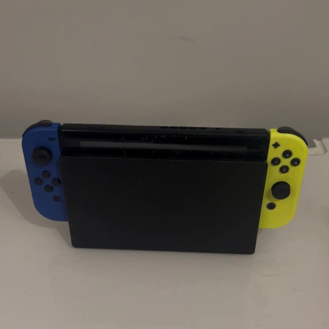Nintendo Switch med spel