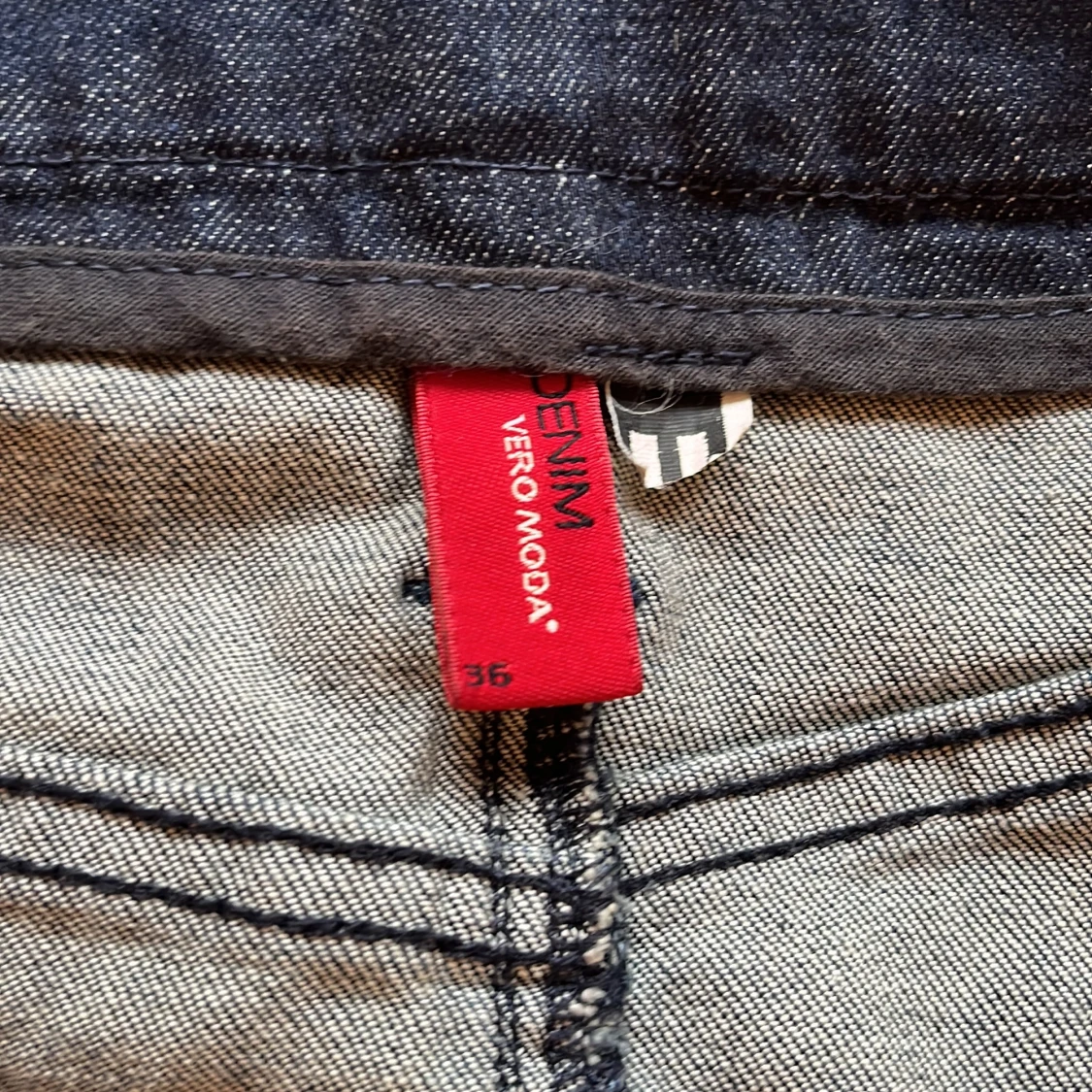 Snygg jeanskjol från Vero Moda❣️ - 2