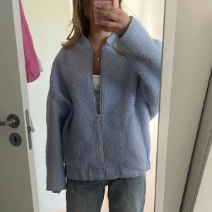 bomberjacka - super snygg bomberjacka🩷🩷🩷