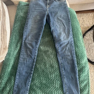 Bikbok skinny jeans  - Skinny jeans ifrån bikbok storlek S/31