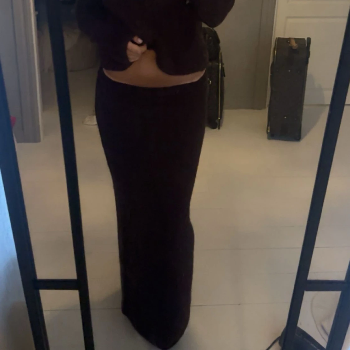 Vinröd stickad kjol (matchade kofta finns) - 1