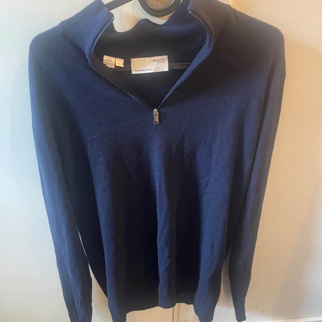 Marinblå halvzip från Selected Homme