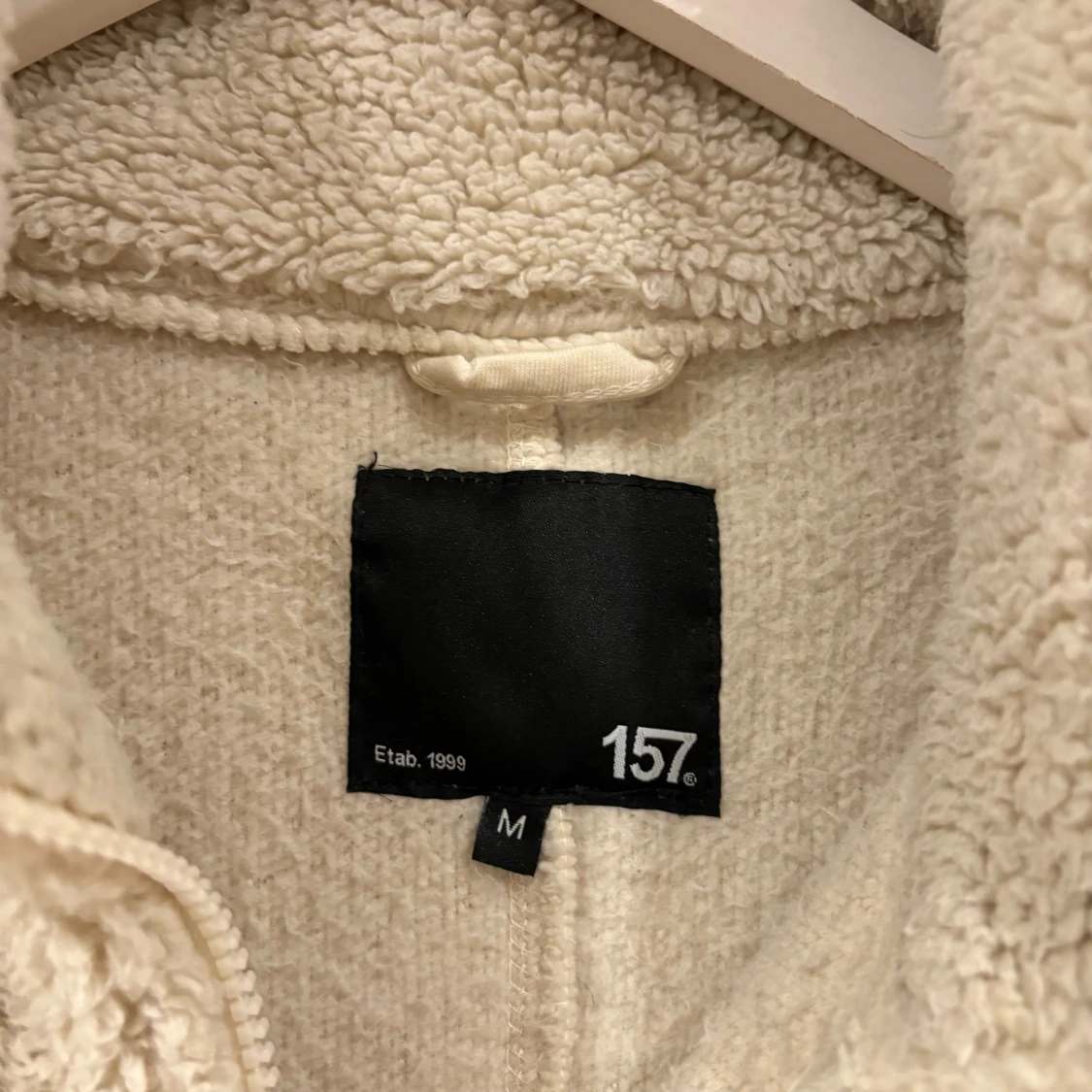 Beige teddyjacka från 157, storlek M - 1