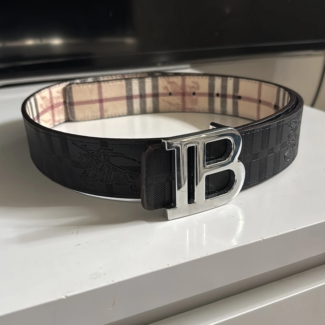 Burberry bälte  - 1