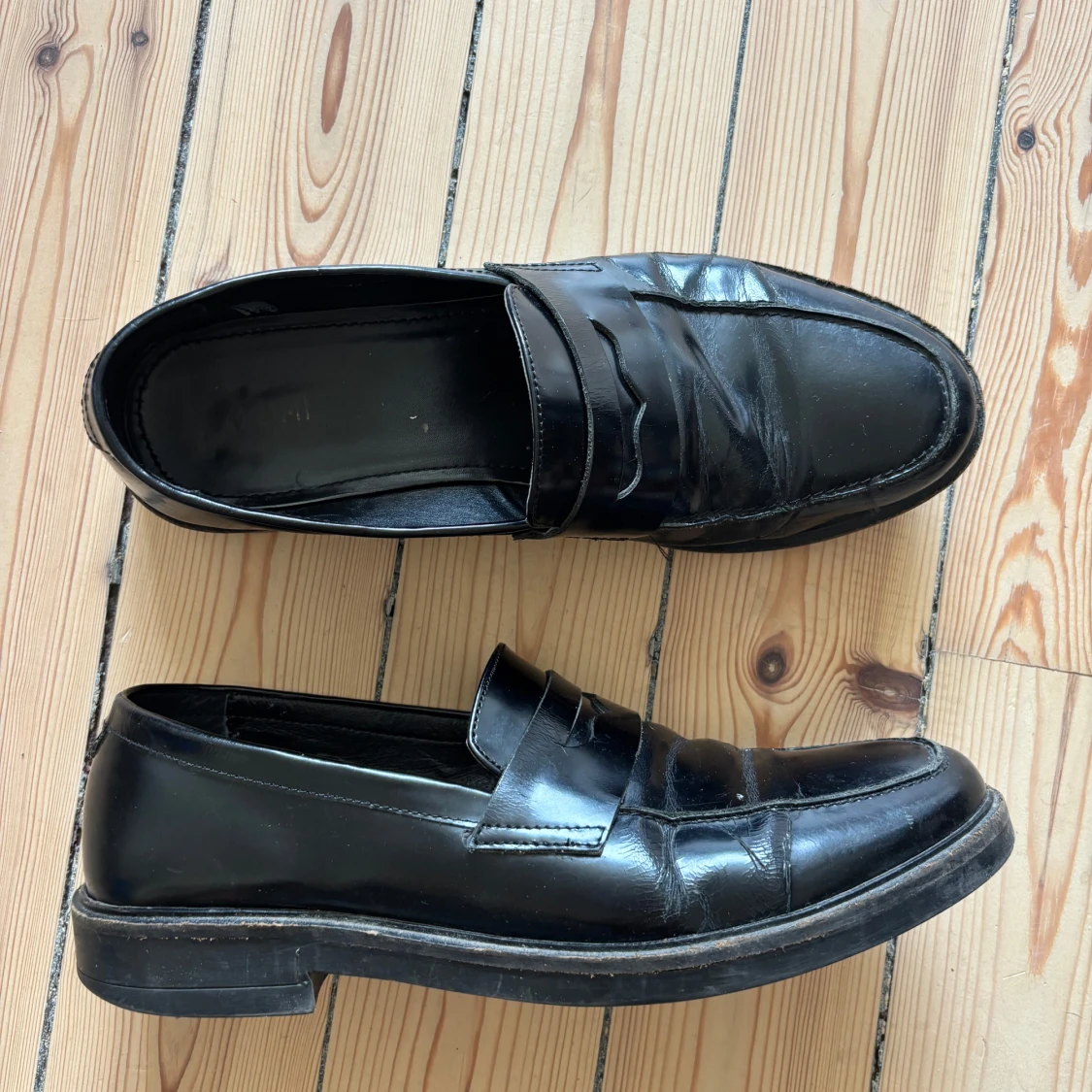 Svarta klassiska loafers i skinn - 2