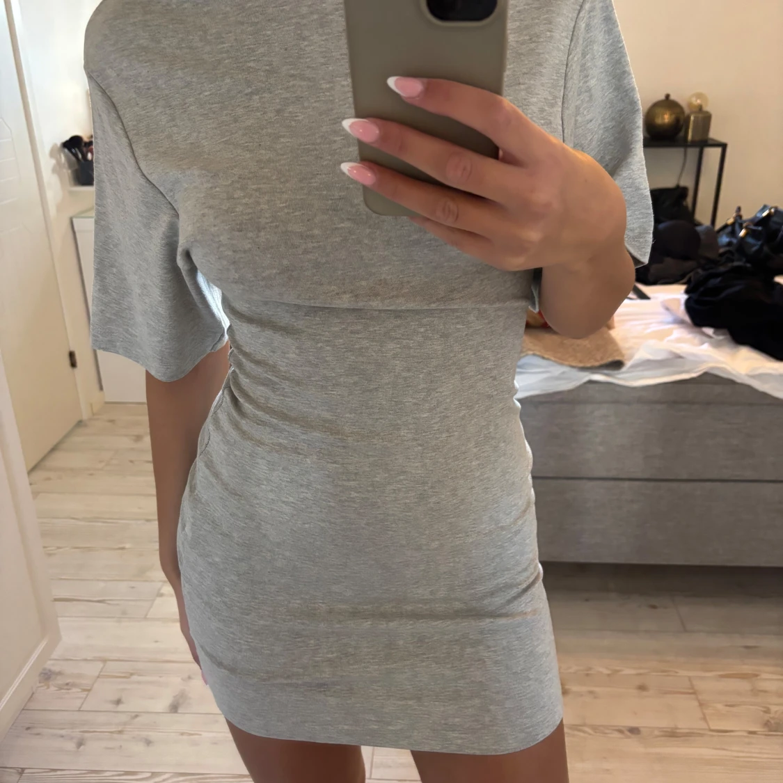 Àvora klänning - 1