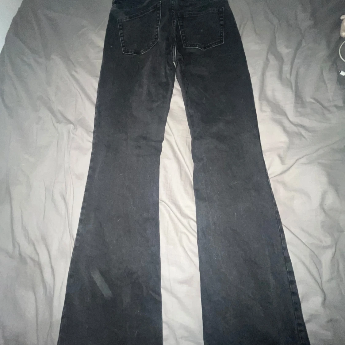 Svarta bootcut jeans från 157 - 1