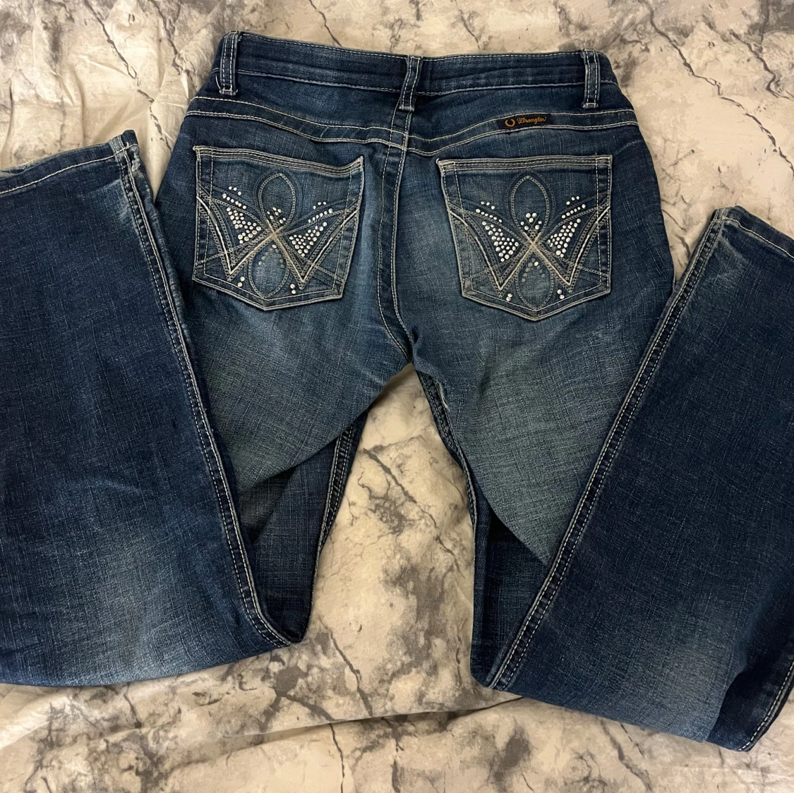 Blå jeans från Wrangler - 2