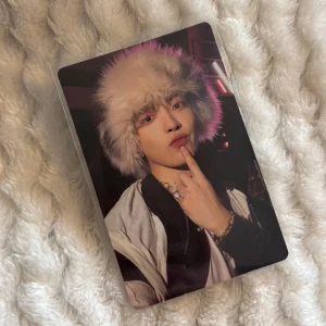 Ateez - Ateez Hongjoong Photocard från albumet Spin off: From the witness!🤍