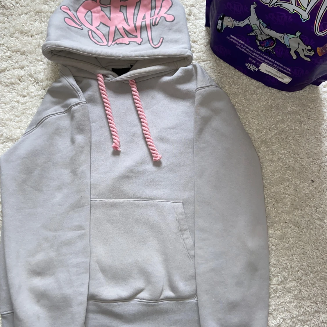Syna world Grå hoodie och byxor med rosa detaljer