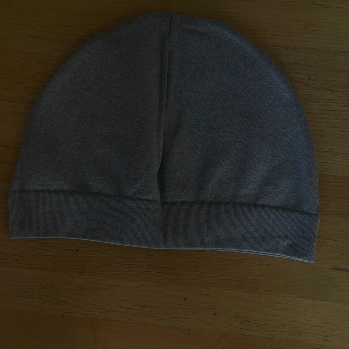 Grå mössa från Cascade - 3