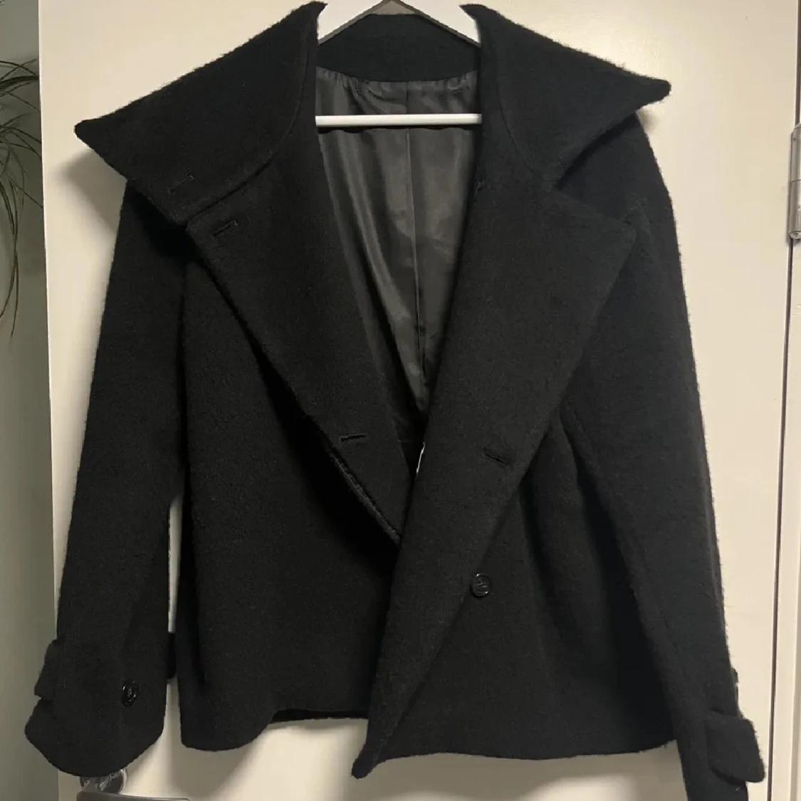 Svart kappa från Arket - 2