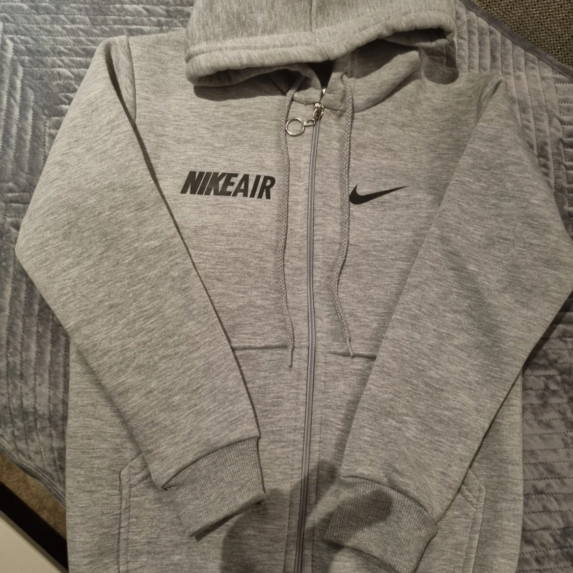 Grå hoodie från Nike (barn)