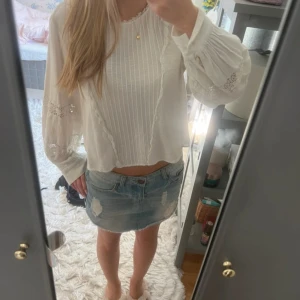 Zara blus - Fin blus från Zara som passar perfekt på sommaren eller på middagar💗