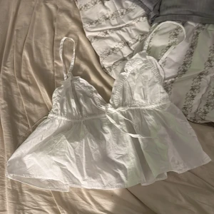 Topp - Topp med prislapp kvar 