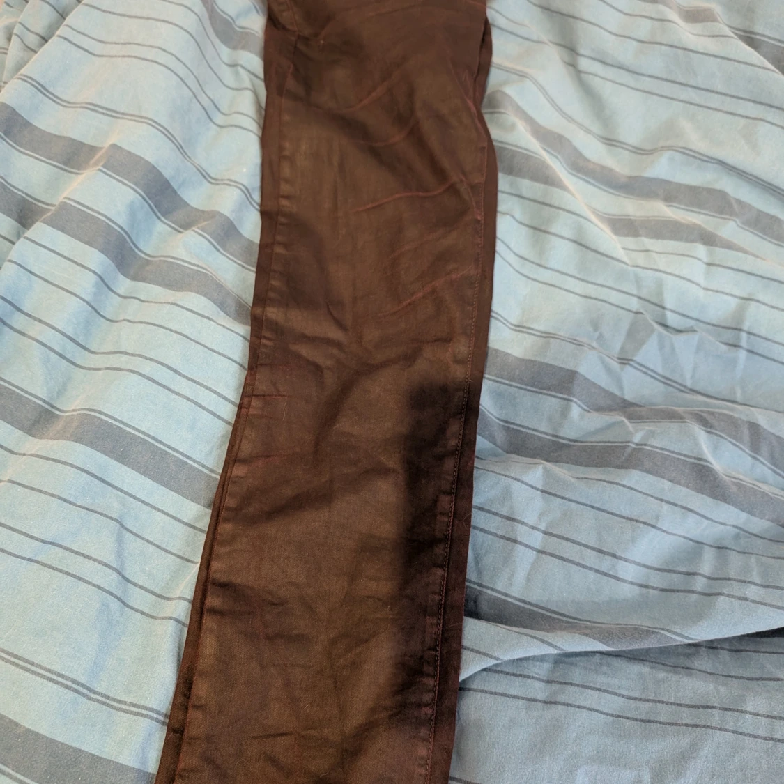 Bordeaux jeans från Zara Man - 1