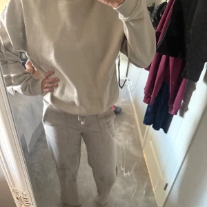 Mjukis sett  - Super skönt mjukis sett som jag aldrig använt ❤️