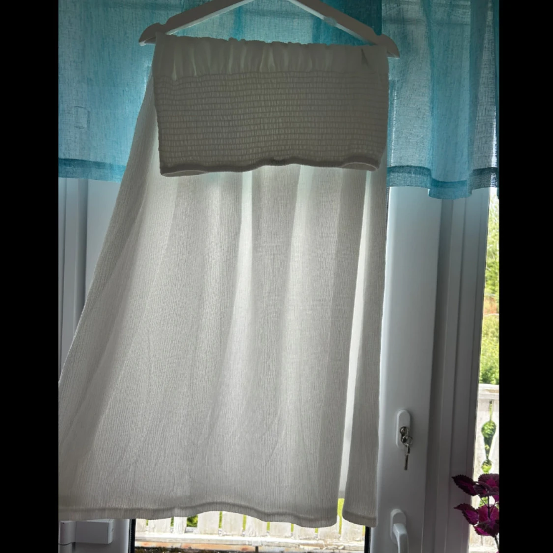 Vit långkjol från Gina - 1